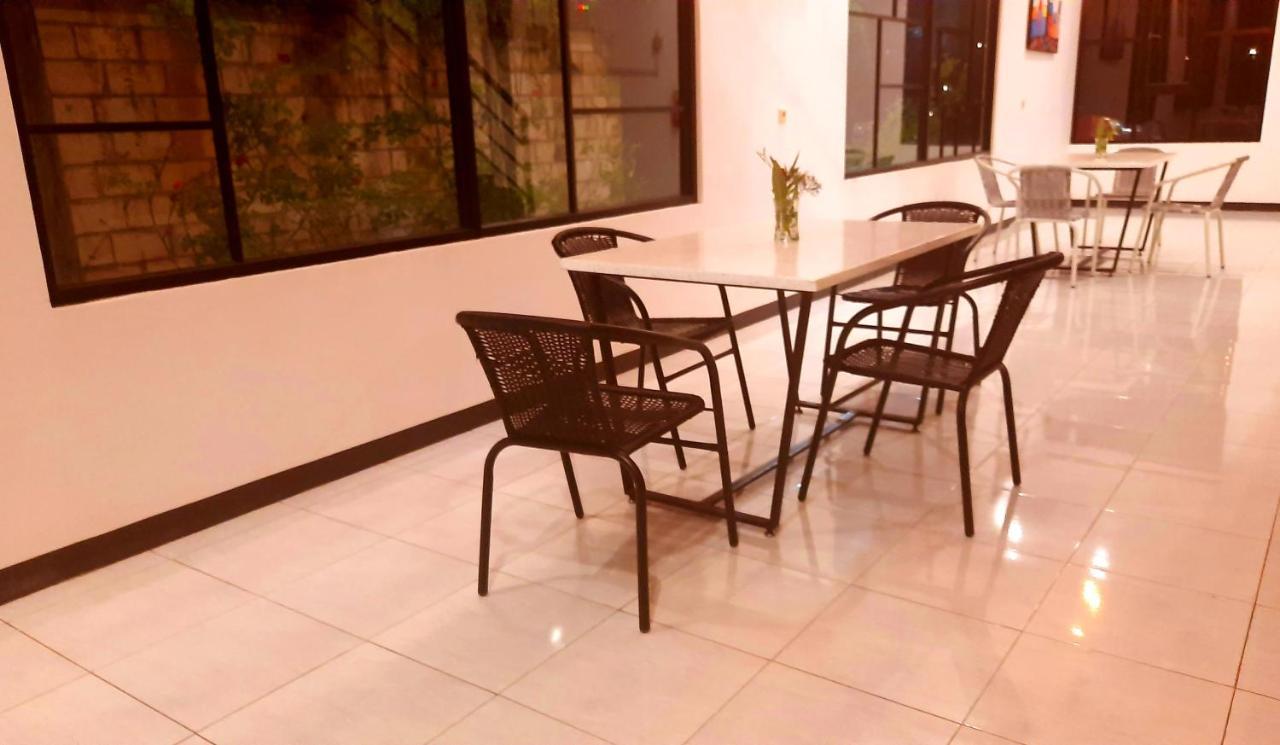 Cozy Stay Kupang Kupang  Eksteriør bilde