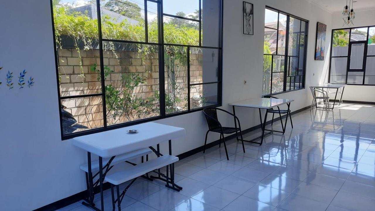 Cozy Stay Kupang Kupang  Eksteriør bilde
