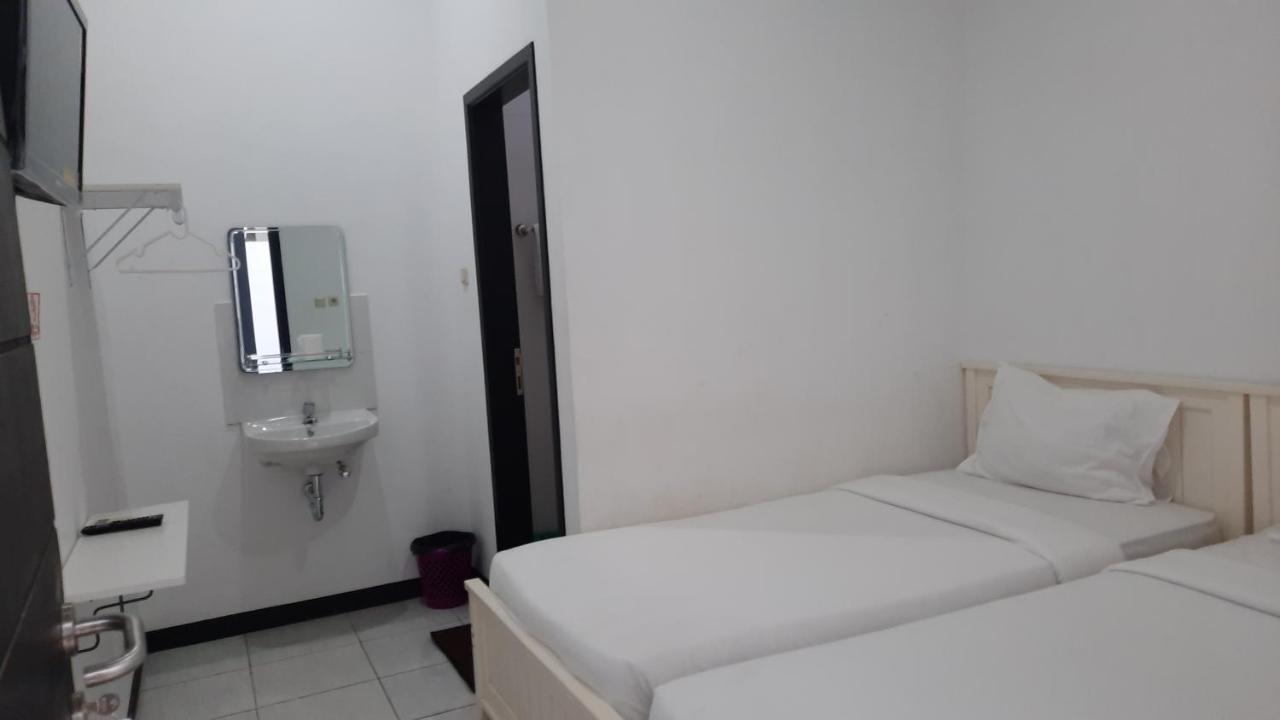Cozy Stay Kupang Kupang  Eksteriør bilde